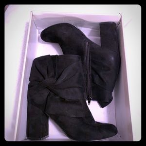 Black booties with Bow🎀